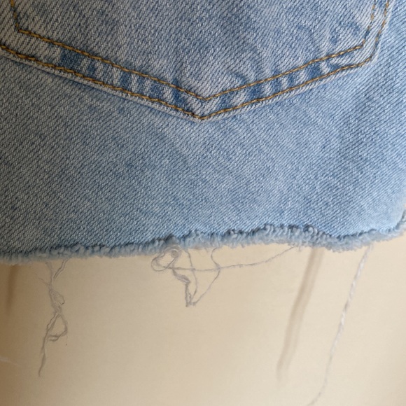 ❤️Distressed Jean Skirt - Picture 7 of 7